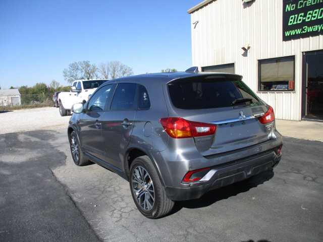 2018 Mitsubishi Outlander Sport in Oak Grove, MO 64075 - 18072426 7
