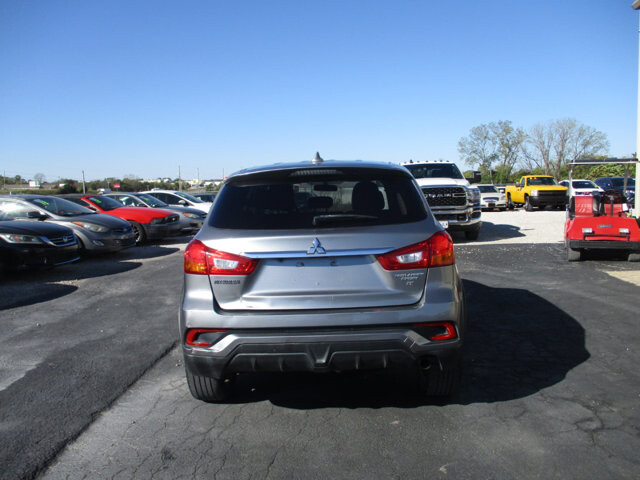 2018 Mitsubishi Outlander Sport in Oak Grove, MO 64075 - 18072426 6