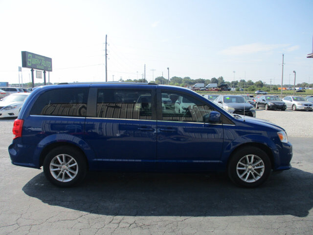 2019 Dodge Grand Caravan in Oak Grove, MO 64075 - 18072432 5