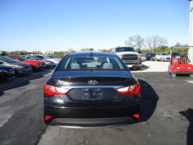 2014 Hyundai Sonata in Oak Grove, MO 64075 - 18072433 6