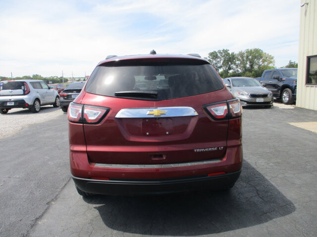 2016 Chevrolet Traverse in Oak Grove, MO 64075 - 18072434 6