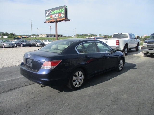 2008 Honda Accord in Oak Grove, MO 64075 - 18072437 5