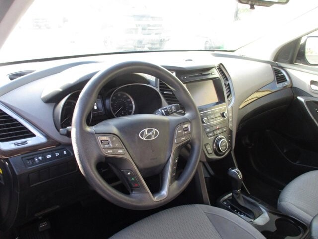 2017 Hyundai Santa Fe in Oak Grove, MO 64075 - 18072438 9