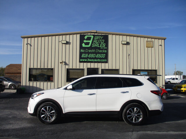 2017 Hyundai Santa Fe in Oak Grove, MO 64075 - 18072438 8