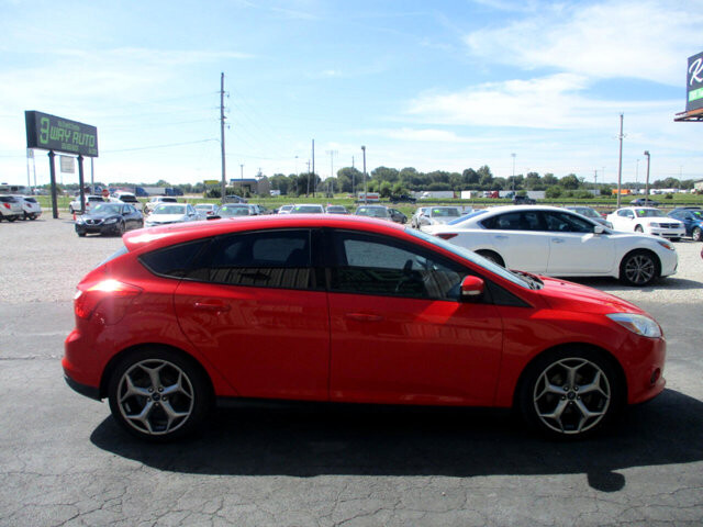 2013 Ford Focus in Oak Grove, MO 64075 - 18072442 4