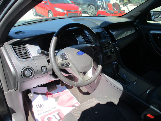 2015 Ford Taurus in Oak Grove, MO 64075 - 18072443 9