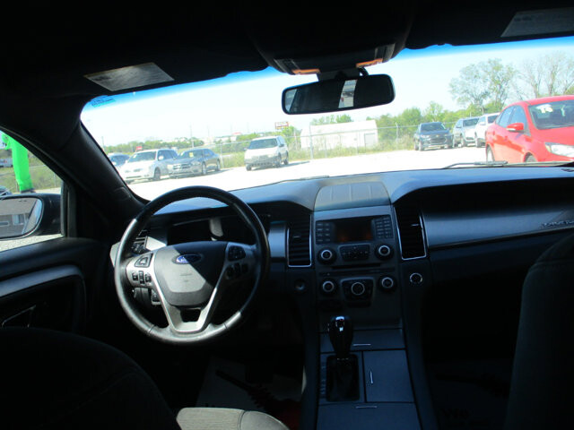 2015 Ford Taurus in Oak Grove, MO 64075 - 18072443 11