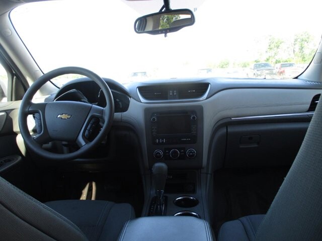 2014 Chevrolet Traverse in Oak Grove, MO 64075 - 18072445 11