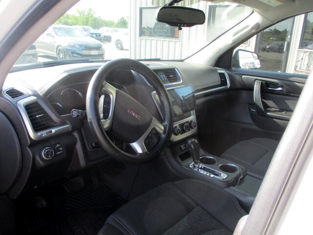 2014 GMC Acadia in Oak Grove, MO 64075 - 18072449 9