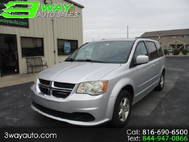 2012 Dodge Grand Caravan in Oak Grove, MO 64075