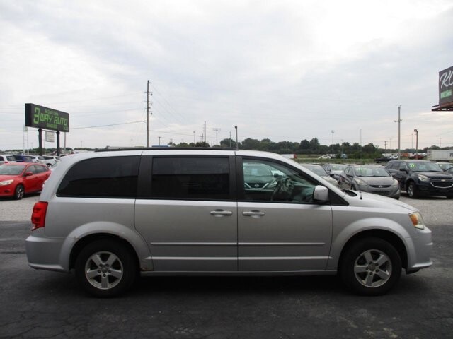 2012 Dodge Grand Caravan in Oak Grove, MO 64075 - 18072455 4