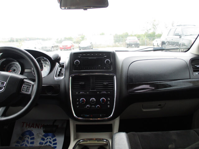 2012 Dodge Grand Caravan in Oak Grove, MO 64075 - 18072455 11