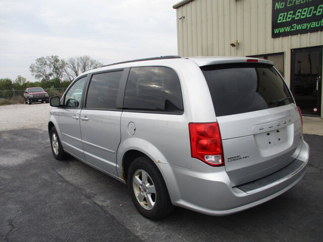 2012 Dodge Grand Caravan in Oak Grove, MO 64075 - 18072455 7