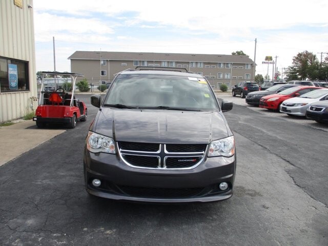 2017 Dodge Grand Caravan in Oak Grove, MO 64075 - 18072458 2