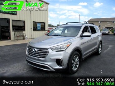 2017 Hyundai Santa Fe in Oak Grove, MO 64075