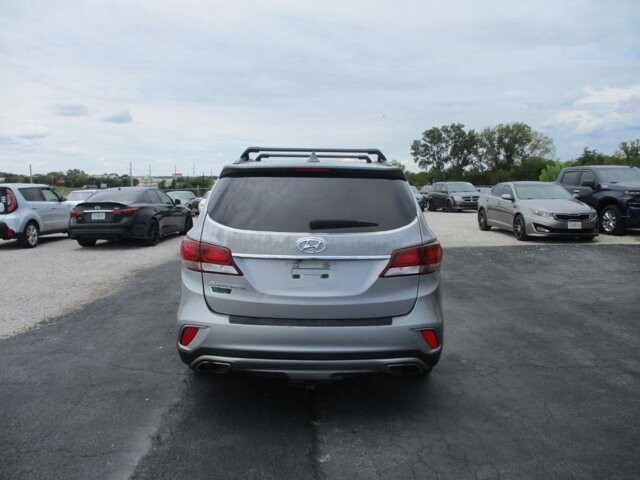 2017 Hyundai Santa Fe in Oak Grove, MO 64075 - 18072459 6