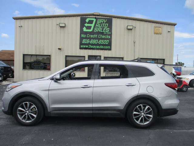 2017 Hyundai Santa Fe in Oak Grove, MO 64075 - 18072459 8