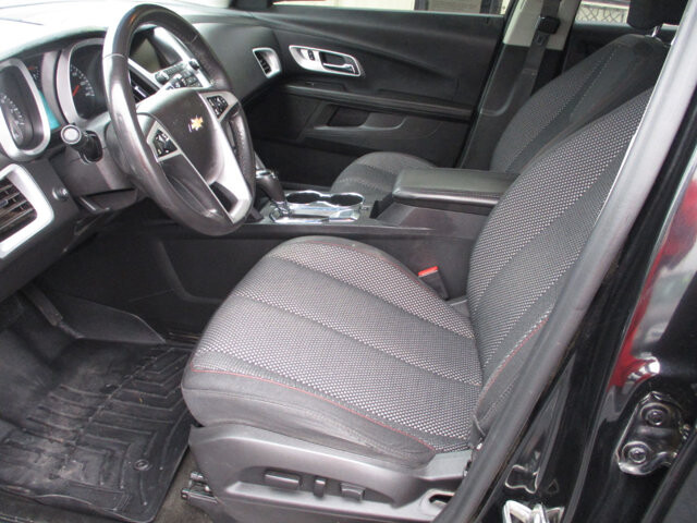 2017 Chevrolet Equinox in Oak Grove, MO 64075 - 18072461 9