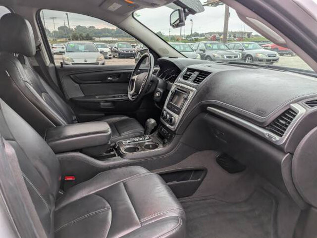 2013 GMC Acadia in Oak Grove, MO 64075 - 18072464 10