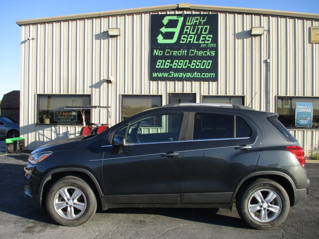 2019 Chevrolet Trax in Oak Grove, MO 64075 - 18072465 8