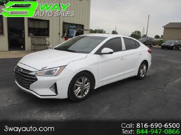 2019 Hyundai Elantra in Oak Grove, MO 64075