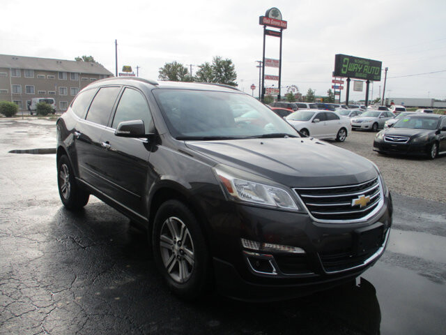 2016 Chevrolet Traverse in Oak Grove, MO 64075 - 18072468 3
