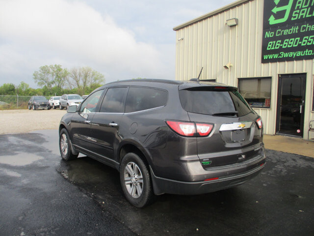 2016 Chevrolet Traverse in Oak Grove, MO 64075 - 18072468 7