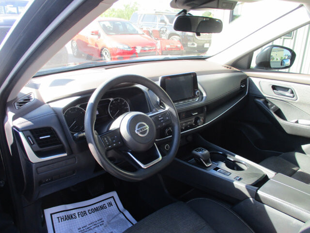 2021 Nissan Rogue in Oak Grove, MO 64075 - 18072469 9