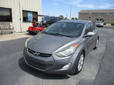 2013 Hyundai Elantra in Oak Grove, MO 64075