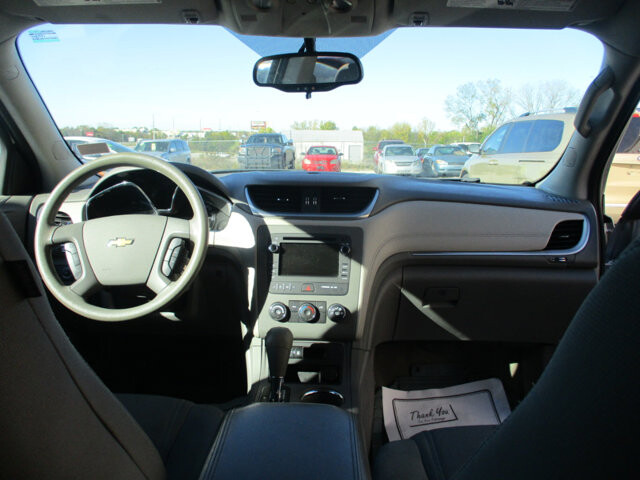 2014 Chevrolet Traverse in Oak Grove, MO 64075 - 18072473 12
