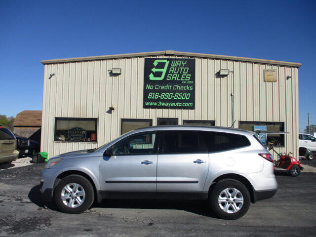 2014 Chevrolet Traverse in Oak Grove, MO 64075 - 18072473 9