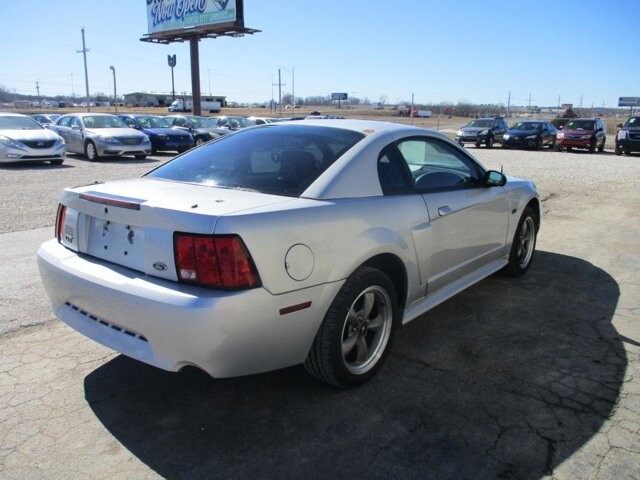 2002 Ford Mustang in Oak Grove, MO 64075 - 18072474 5