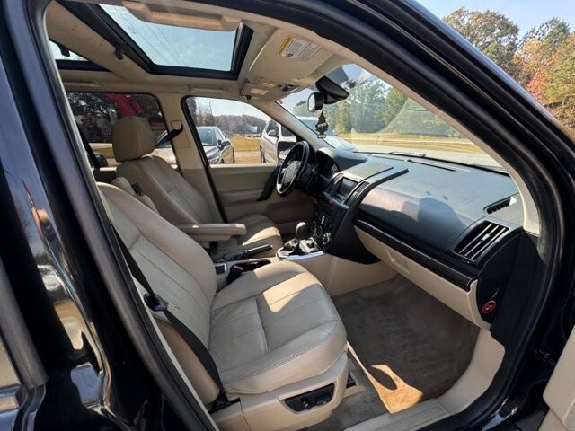 2011 Land Rover LR2 in Flowery Branch, GA 30542 - 18072486 10