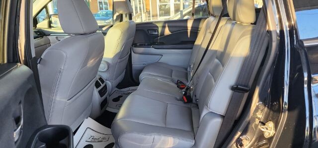 2017 Honda Pilot in Barton, MD 21521 - 18072498 8