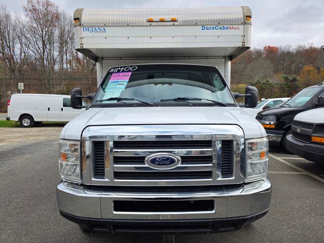 2015 Ford E-350 and Econoline 350 in Blauvelt, NY 10913 - 18072505 2