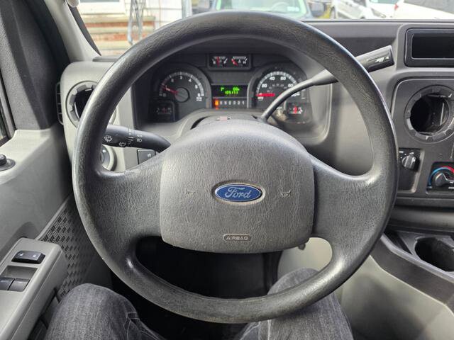 2015 Ford E-350 and Econoline 350 in Blauvelt, NY 10913 - 18072505 13