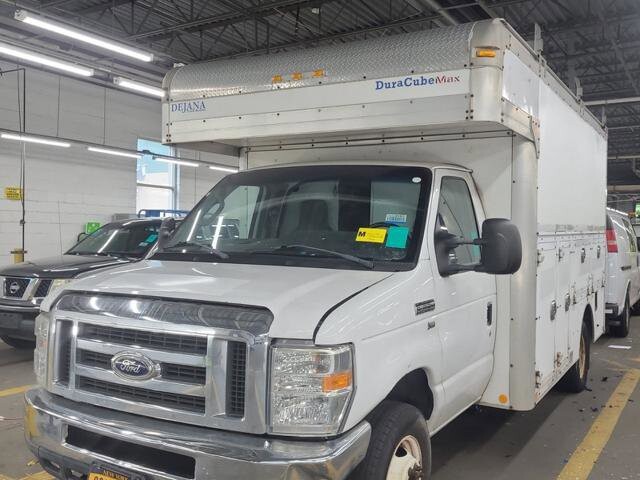 2015 Ford E-350 and Econoline 350 in Blauvelt, NY 10913 - 18072505 52