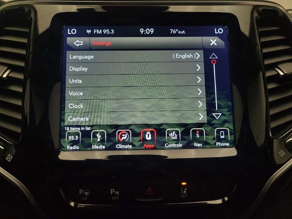 2019 Jeep Cherokee in Montclair, CA 91763 - 18072510 25