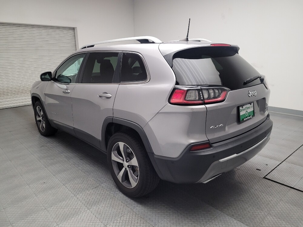 2019 Jeep Cherokee in Montclair, CA 91763 - 18072510 5