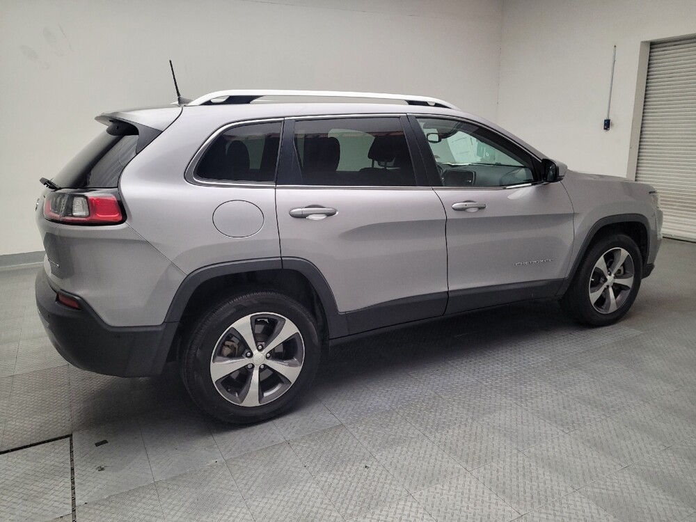 2019 Jeep Cherokee in Montclair, CA 91763 - 18072510 10