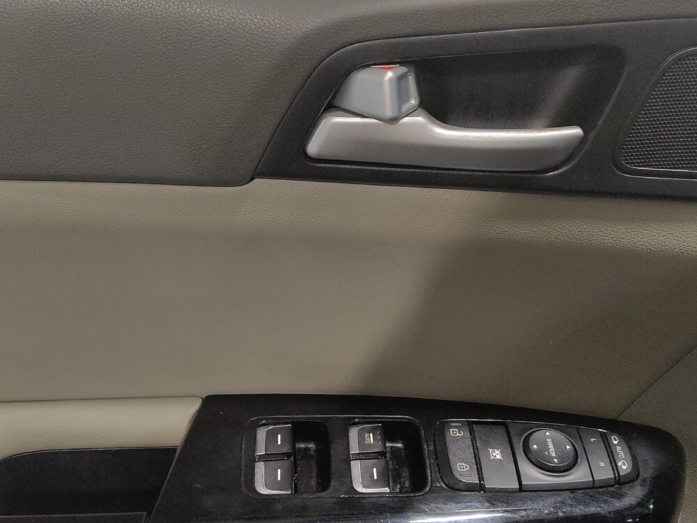 2019 Kia Sportage in Fort Worth, TX 76116 - 18072546 27