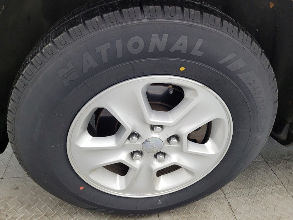 2017 Jeep Grand Cherokee in Gastonia, NC 28056 - 18072597 31