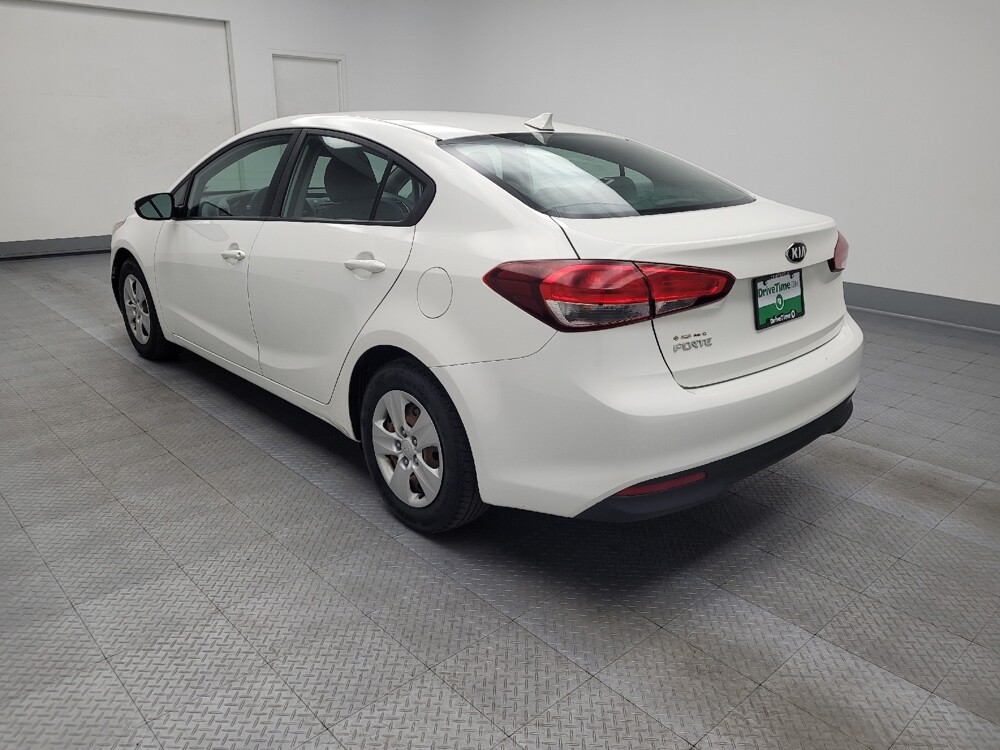 2017 Kia Forte in Memphis, TN 38115 - 18072621 5