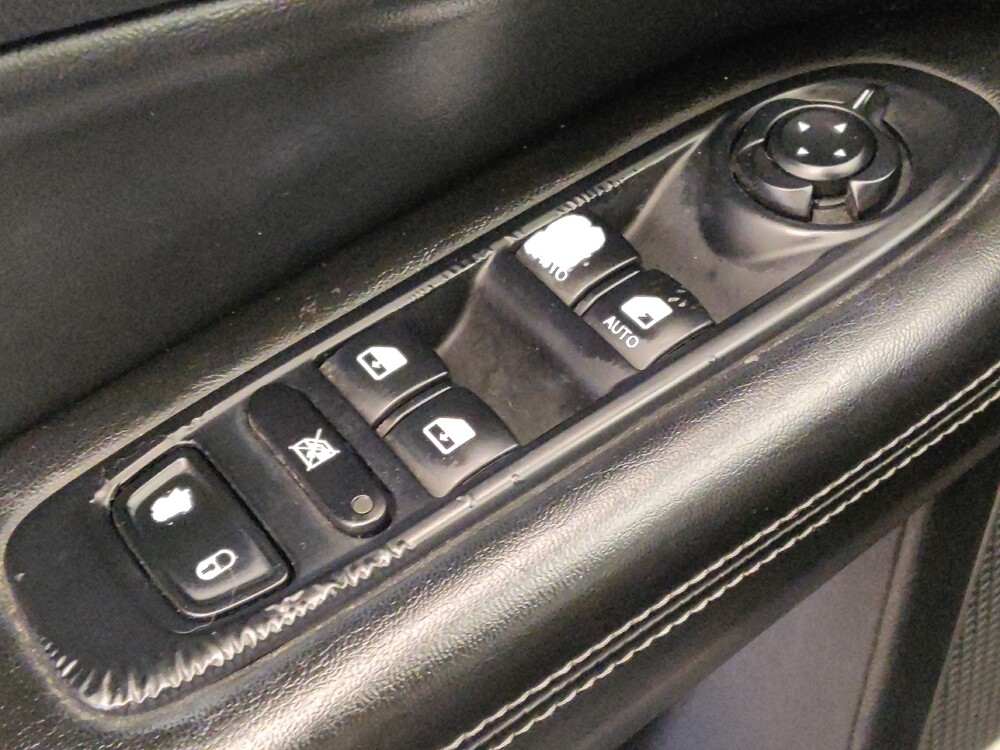 2019 Jeep Compass in Live Oak, TX 78233 - 18072632 27