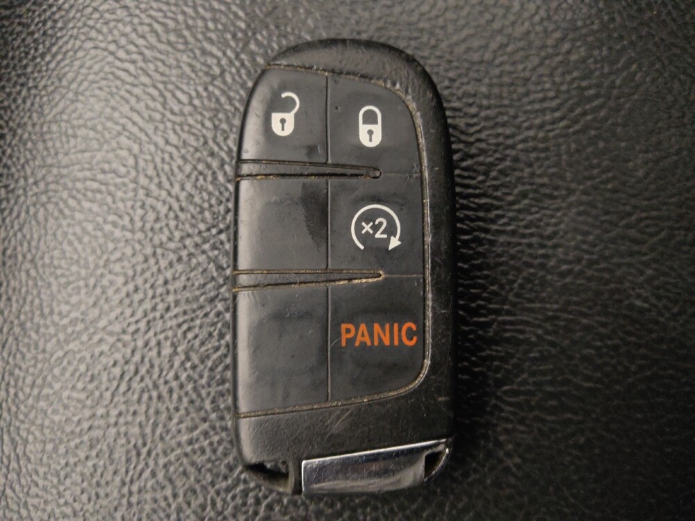 2019 Jeep Compass in Live Oak, TX 78233 - 18072632 32