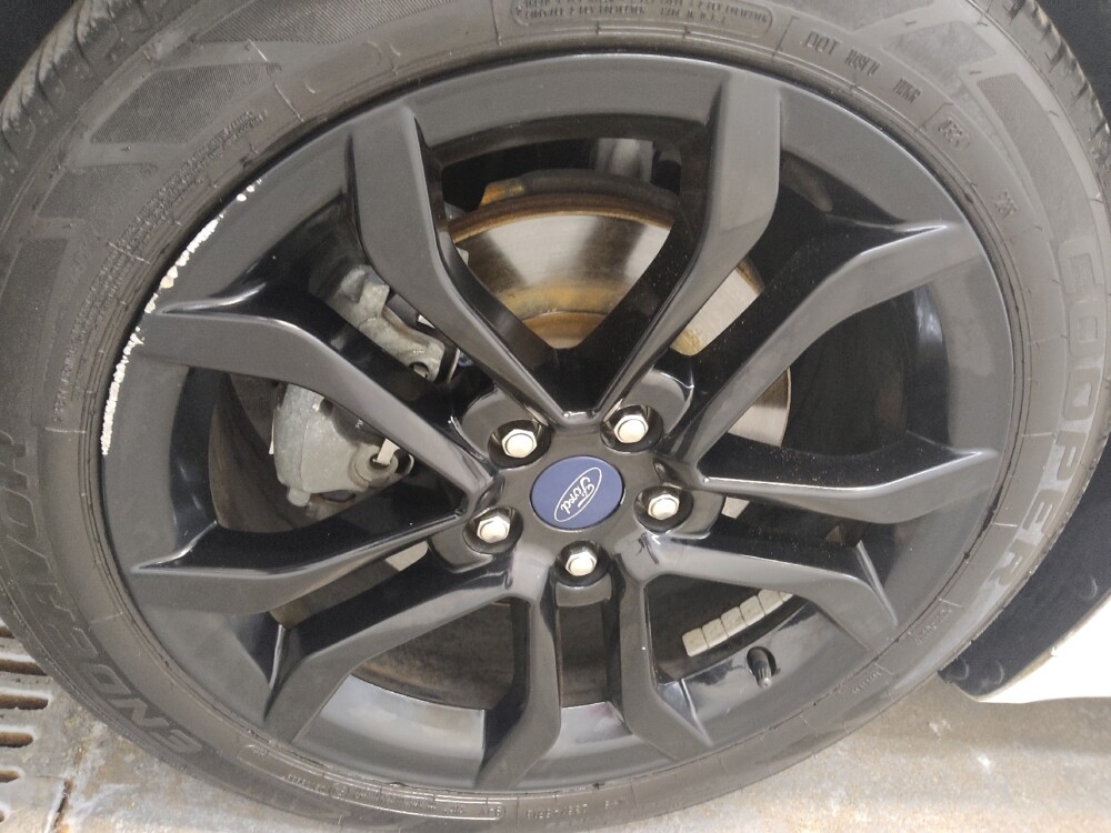 2020 Ford Fusion in Cincinnati, OH 45255 - 18072637 31