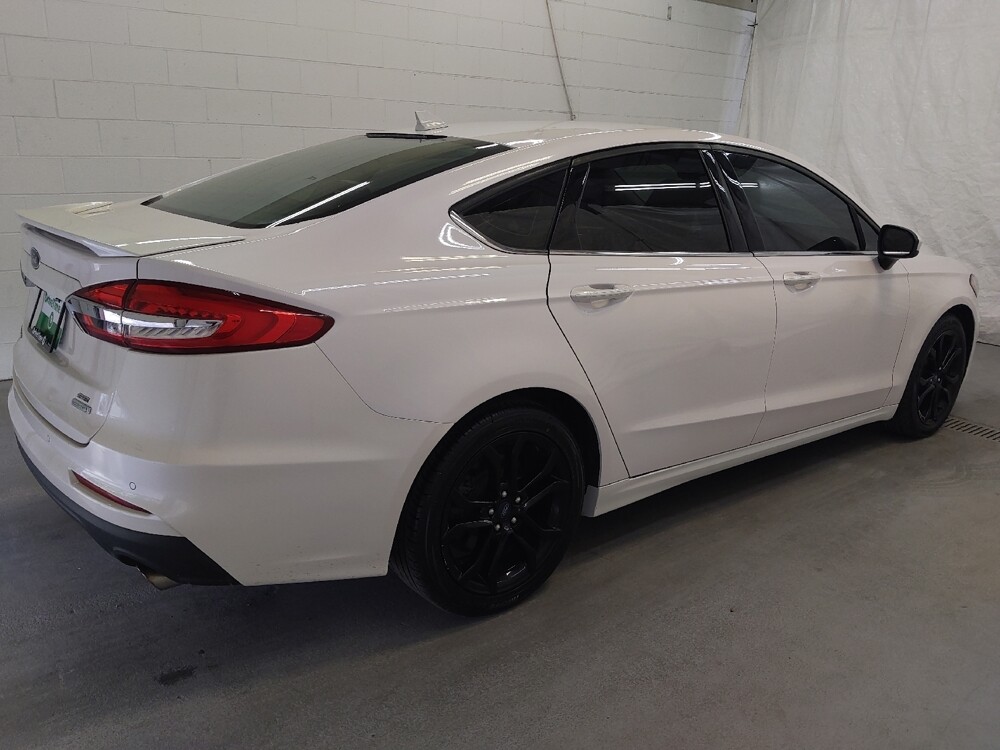 2020 Ford Fusion in Cincinnati, OH 45255 - 18072637 10