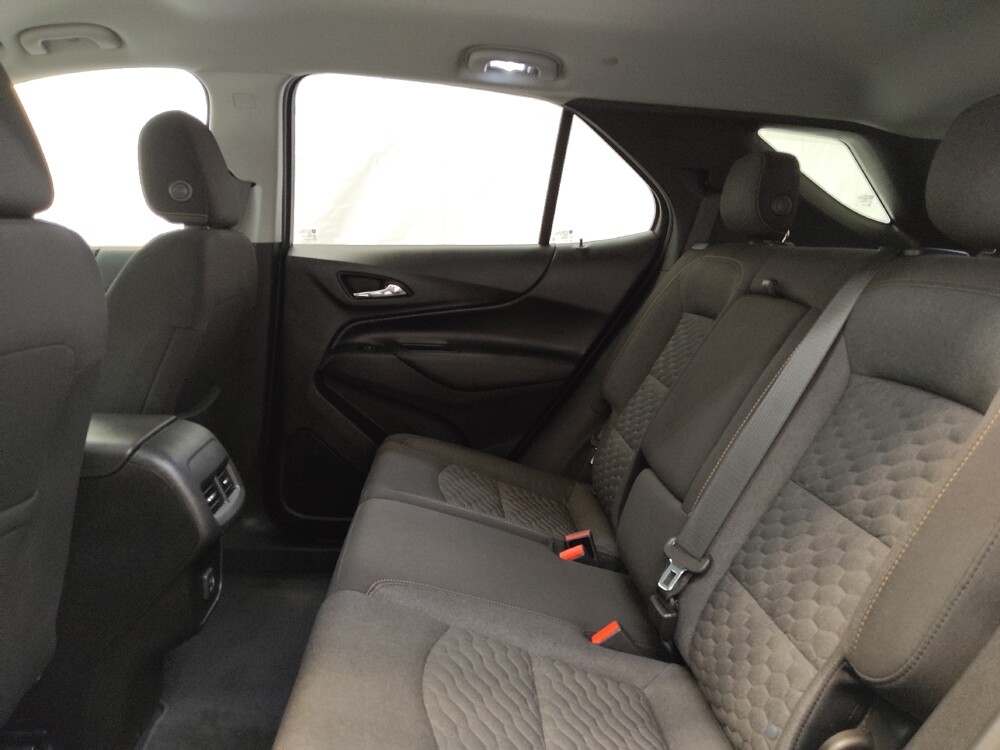 2019 Chevrolet Equinox in Cincinnati, OH 45255 - 18072638 18