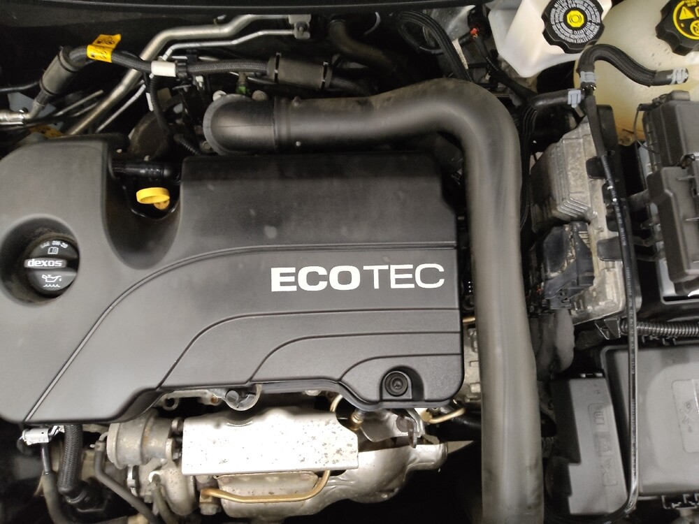 2019 Chevrolet Equinox in Cincinnati, OH 45255 - 18072638 30