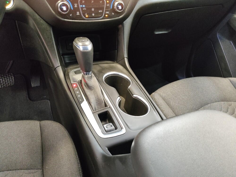 2019 Chevrolet Equinox in Cincinnati, OH 45255 - 18072638 26